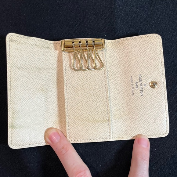 ✨Louis Vuitton✨ Full Inclusion- LV Damier Azur Multiclé 4 Key Case & Card Holder - Picture 10 of 17